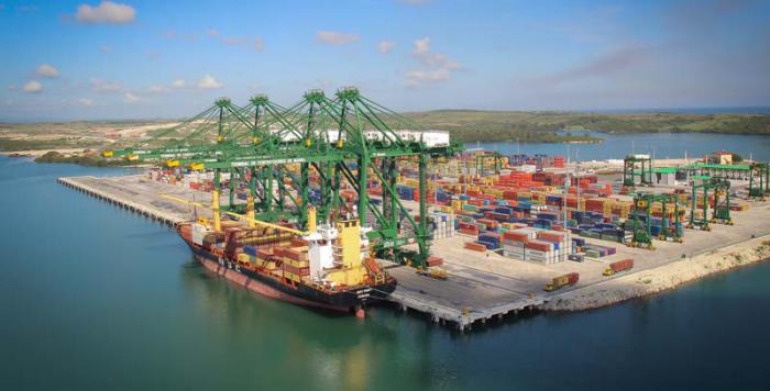 RP_OndaAlegria's tweet image. 🏗🚢| @ZEDMarielCuba presenta cartera de proyectos para atraer inversiones en #FIHAV2025

ℹ️ Ampliamos la información en el sitio web de #RadioProgreso #LaOndaDeLaAlegría 👇🔗 radioprogreso.icrt.cu/zed-mariel-pre…

#ZEDMariel #inversiones #RadioCubana #SonidoParaVer #Noticias #Actualidad