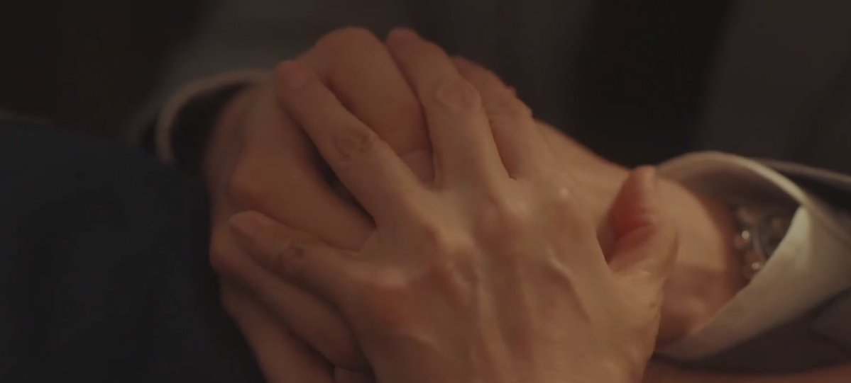 yusgouk's tweet image. Throughout the episode, I was smiling; this drama came at the right time. It feels like taking a break and finally being able to relax

 #dynamitekissep5