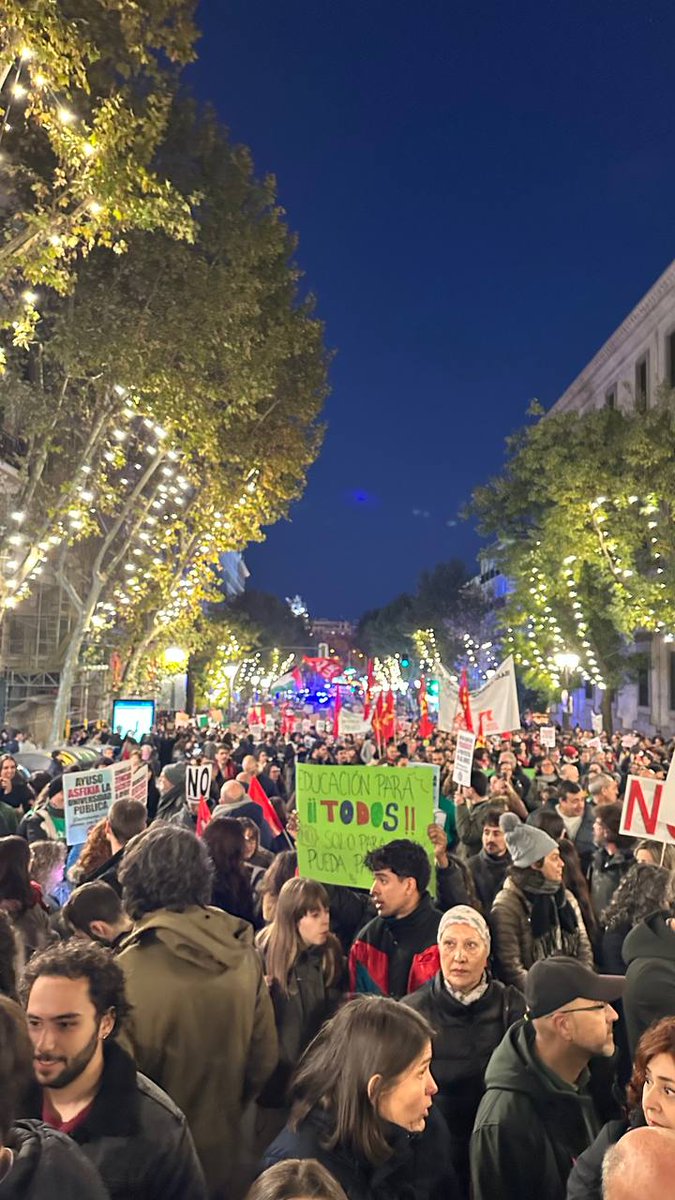 📢 Cuando el Gobierno del <a href="/ppmadrid/">PP Comunidad de Madrid</a> maltrata a la universidad pública, Madrid responde.

El PP en Madrid ha llevado su modelo de educación  al límite. Hoy Madrid entero se levanta.

  ✊💚 ¡La educación pública no se toca!