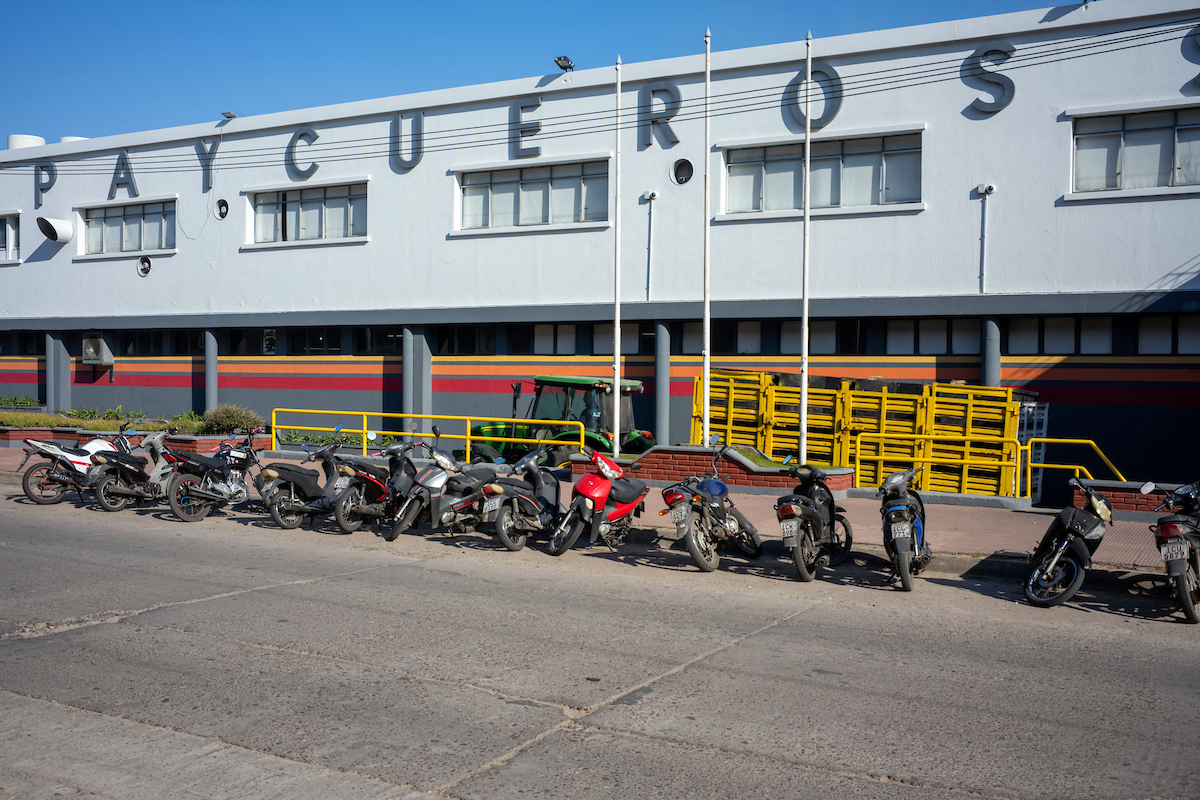 👨‍🏭 Paycueros despidió a unos 30 trabajadores y sindicato evalúa medidas judiciales.

👉 goo.su/cvzt