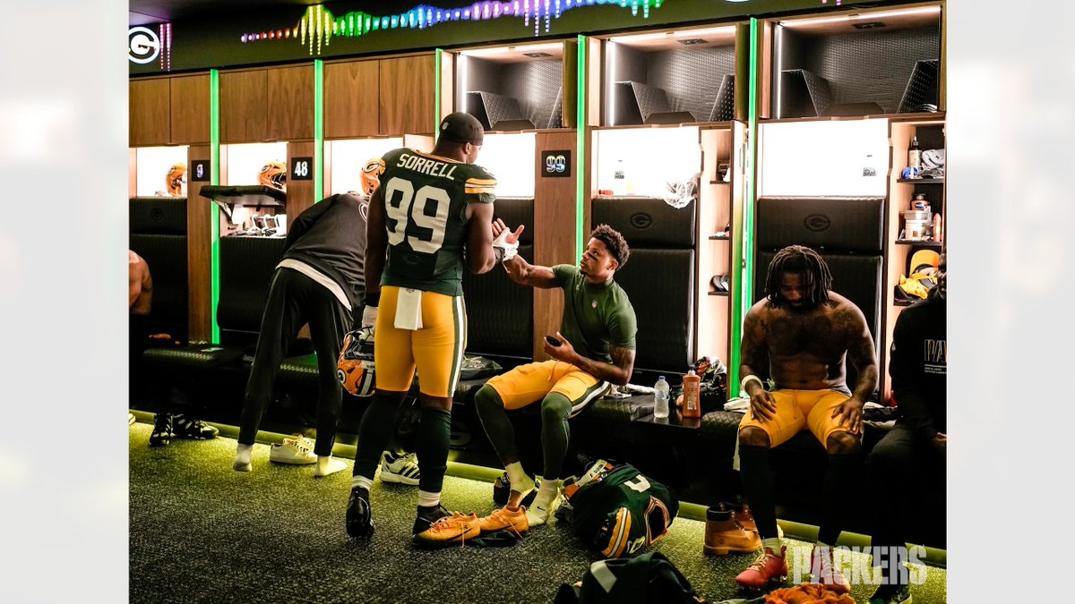 Hollman Lockers tweet media