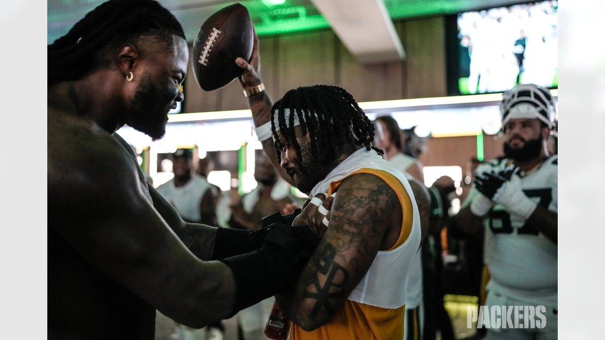 Hollman Lockers tweet media