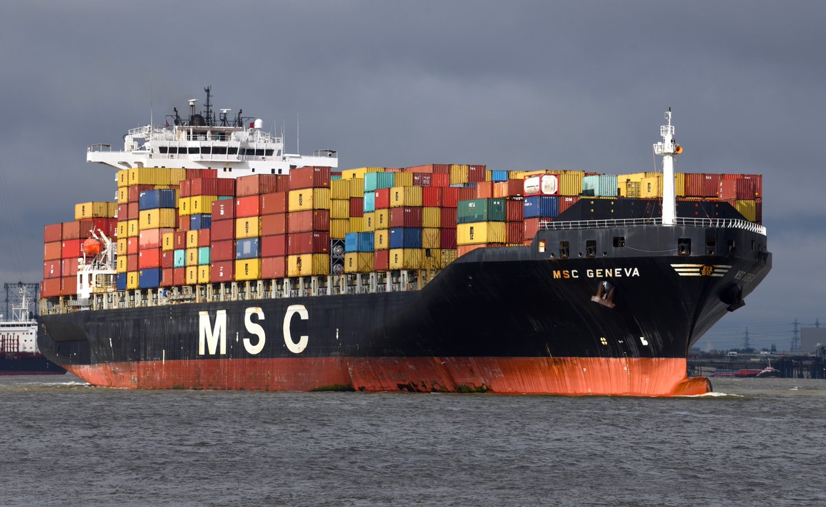 FraserG32883664's tweet image. Container ship MSC Geneva built in 2006 sailing from Tilbury. #ContainerShip #ContainerShips #MSC #ContainerCarrier #WorkingRiver #CargoShip #Shipping #ShipsInPics #Ship #Maritime #Marine #Import #Export #Ships #Ship #Containerschiff #Tilbury #Thames #RiverThames