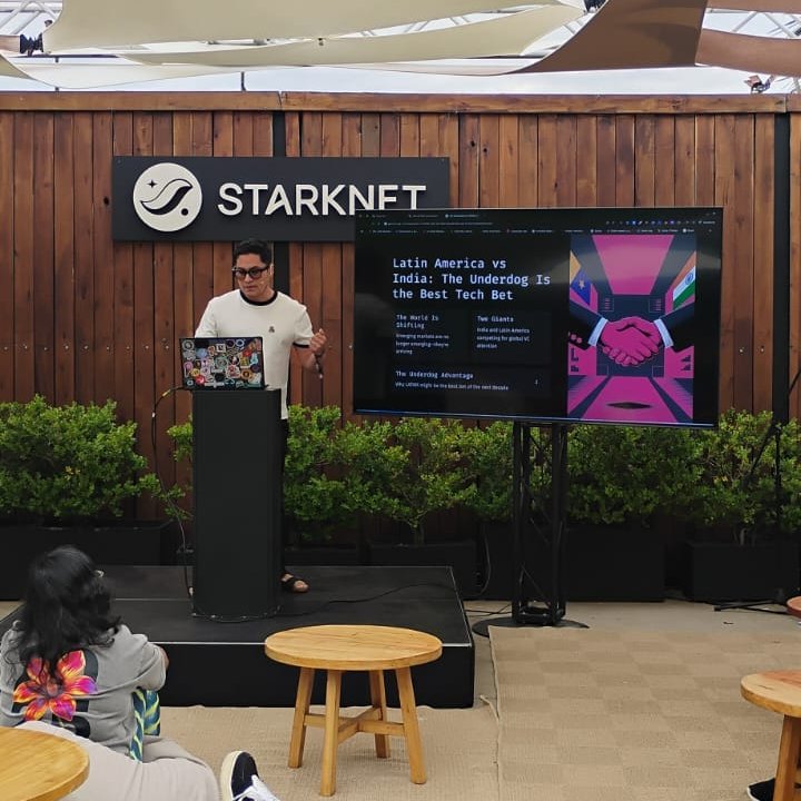 haycarlitos's tweet photo. @StarknetFdn invited me to speak at #StarkConnect.

A year ago I visited India and realized how close it feels to LATAM.

Same mobile behavior. Same scale. But India raised 4× more capital.

This is the underdog decade for Latin America.

Here’s my take 👇 https://t.co/NeLN5NRywd