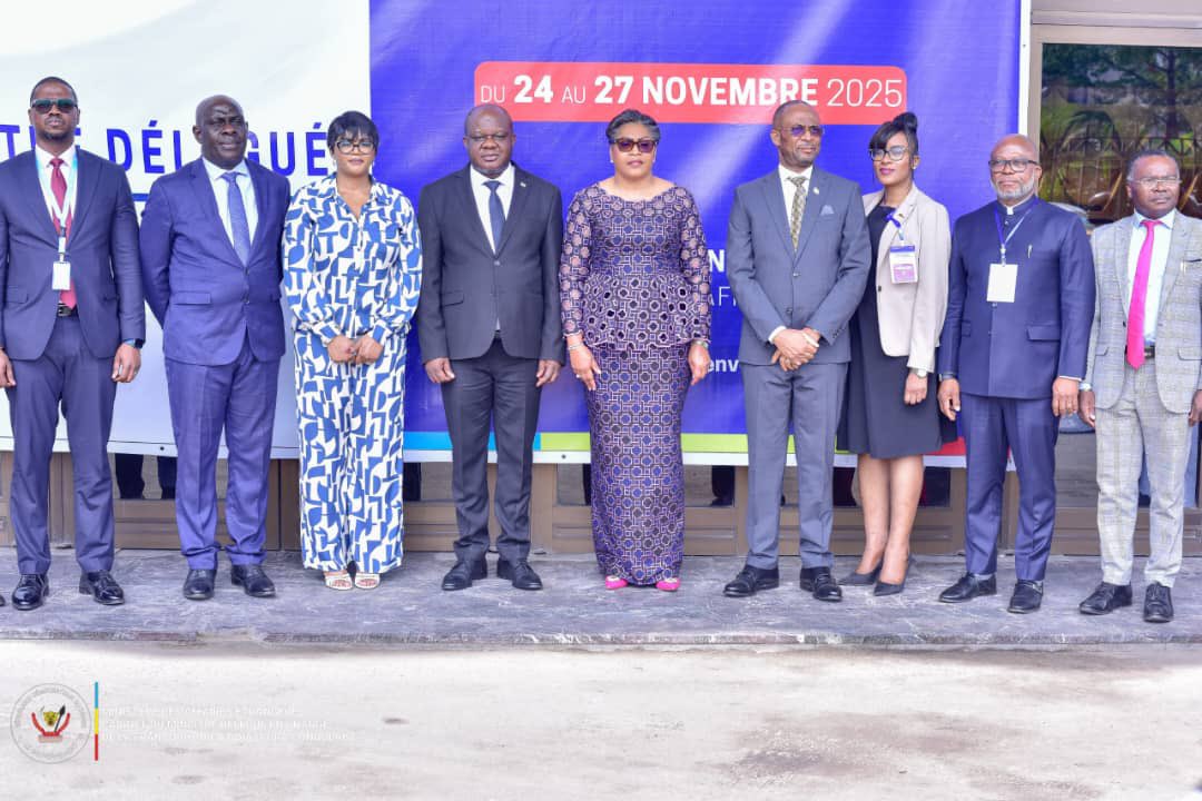 Clôture de l’atelier stratégique sur la diaspora congolaise – Le gouvernement veut transformer les recommandations en actions concrètes

Kinshasa, le 27 novembre – La Première Ministre, Son Excellence <a href="/SuminwaJudith/">Judith SUMINWA TULUKA</a> a procédé à la clôture officielle de l’atelier stratégique
