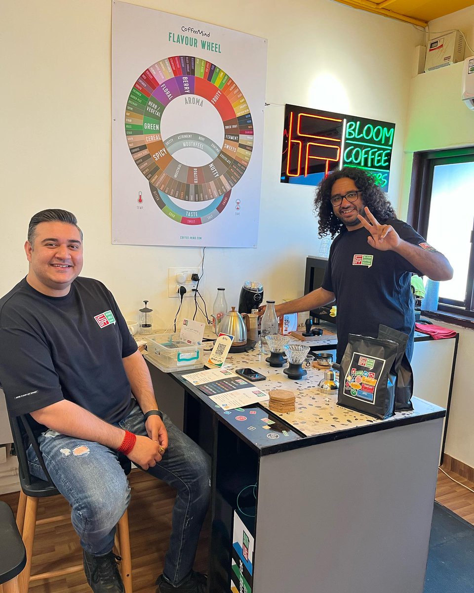 Meet Bloom Coffee Roasters, an Indian #coffee roastery based in Chandigarh whose #packaging uses individual stickers to celebrate the city’s heritage.

We spoke to Sharang Sharma, one of the company’s co-founders: mtpak.coffee/2025/11/bloom-…