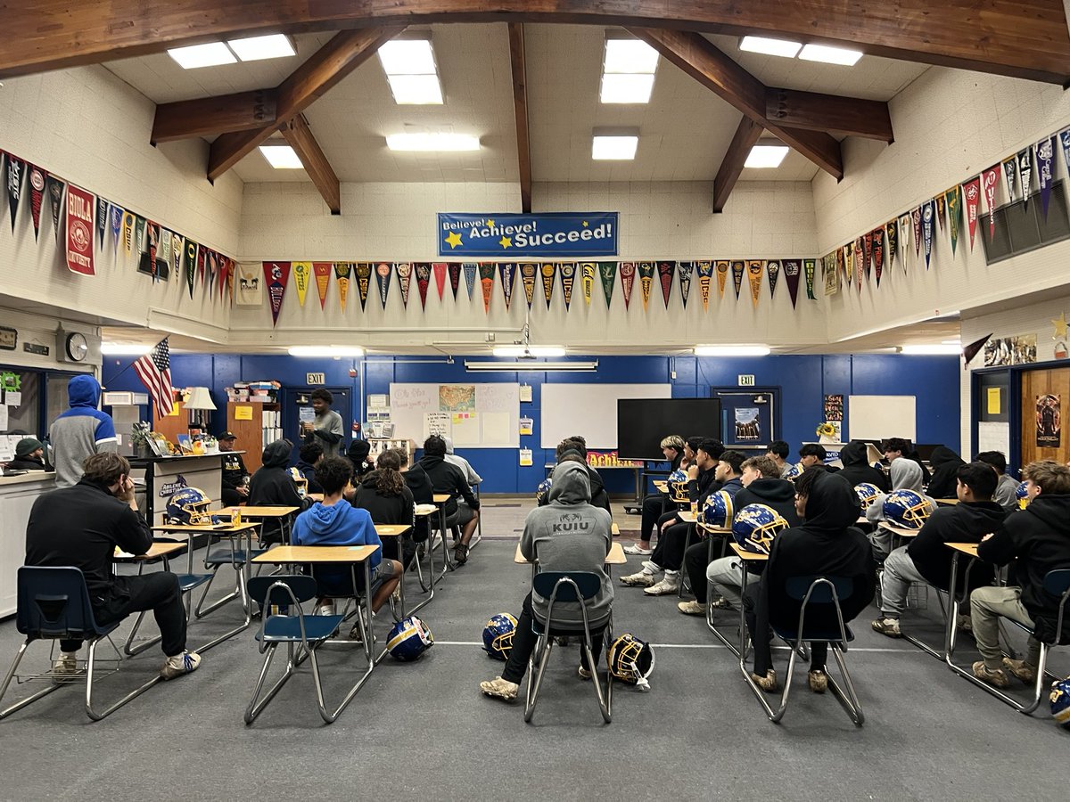 Coach Ramos tweet media