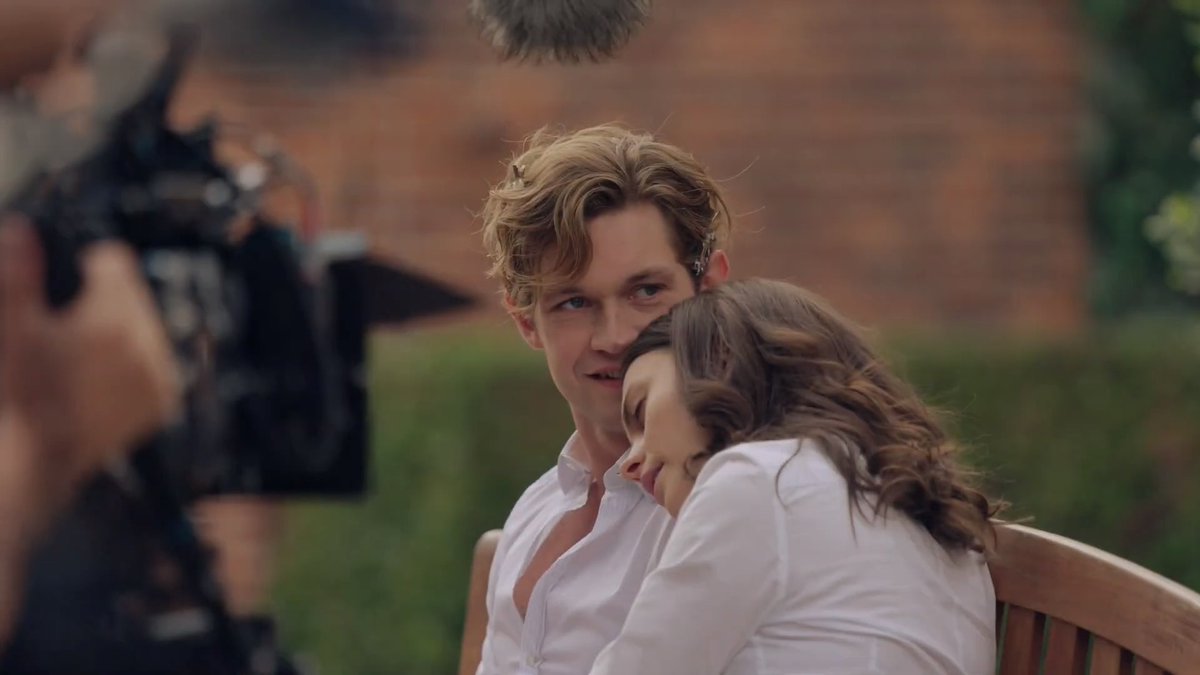 DebbieBlackma14's tweet image. While I desperately want a happy ending for James and Ruby today I think we have to remember we have a whole other season coming so there may be angst 😭😭 #RubyJames #MaxtonHall