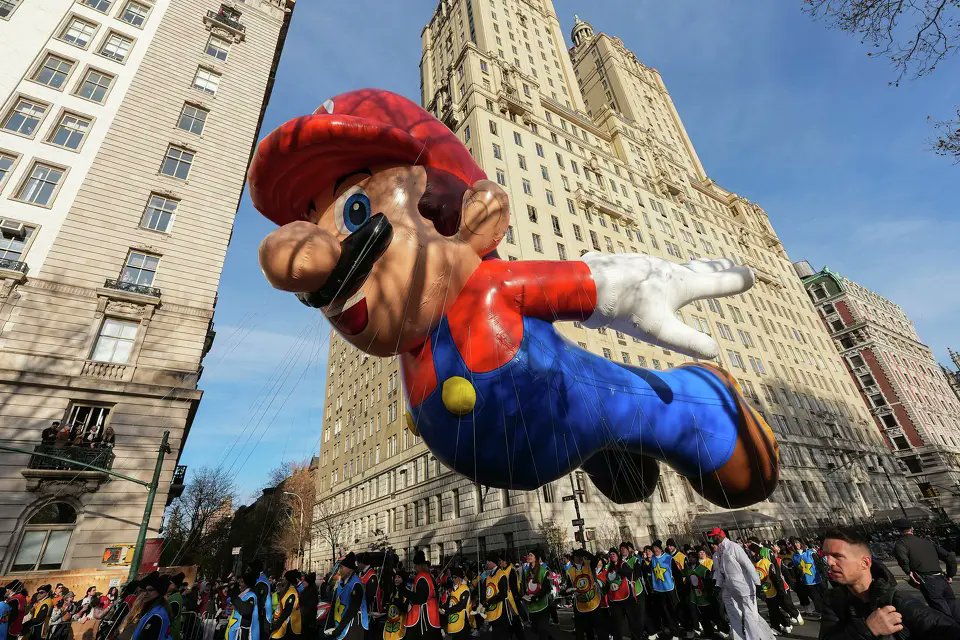 DigitizingSassy's tweet image. This year’s Macy’s Thanksgiving Day Parade brought fresh magic to the streets—new balloons soaring alongside the classic favorites. From larger-than-life characters to nostalgic icons, the parade delivered a perfect blend of tradition and excitement. #MacysParade #Thanksgiving