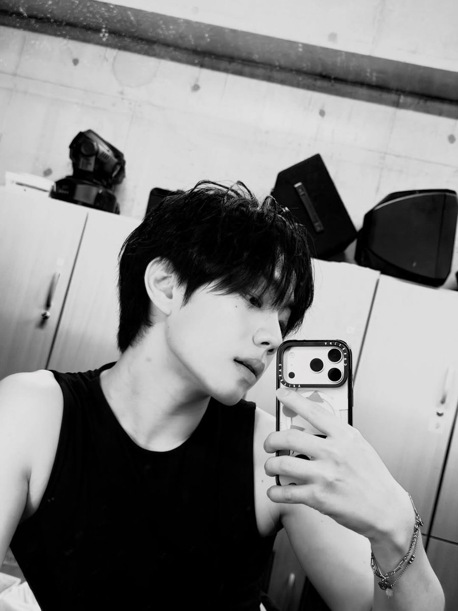 🌸║26/11/2025║INSTAGRAM ➥ #ELAST #엘라스트 #エラスト #WONJUN