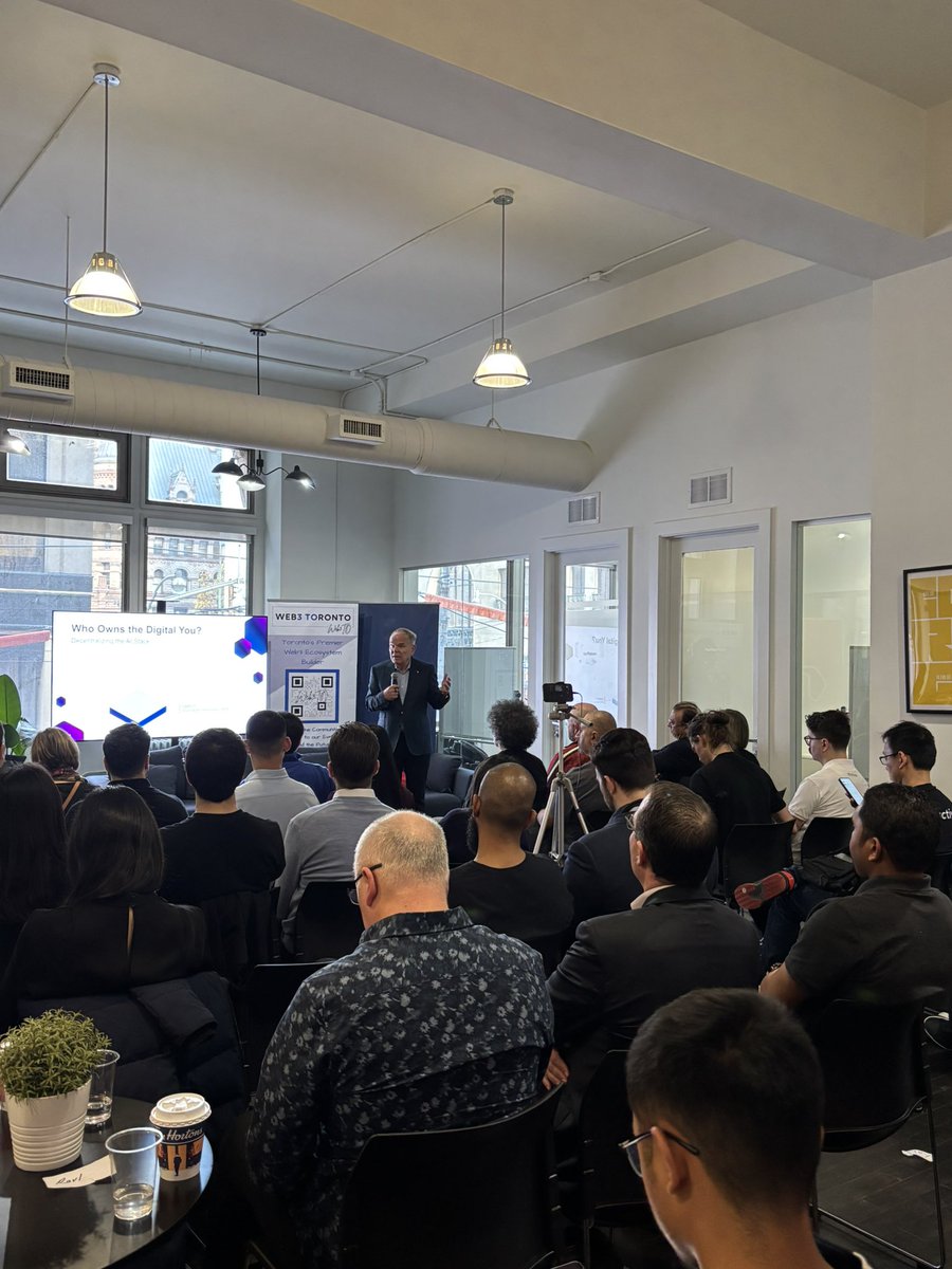 Web3To's tweet image. Huge thanks to Don Tapscott for an incredible, insightful session on Identic AI and the next era of the digital age 🙌

Up next at Digital Asset Summit Canada: MPP Chris Glover, Official Opposition Critic on Tech, Innovation &amp;amp; Democratic Reform, talking policy, innovation and…