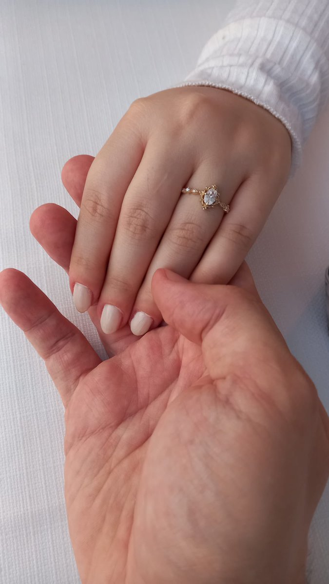 3,5 yıl önce çıktık, şimdi evleniyoruz 😭💖