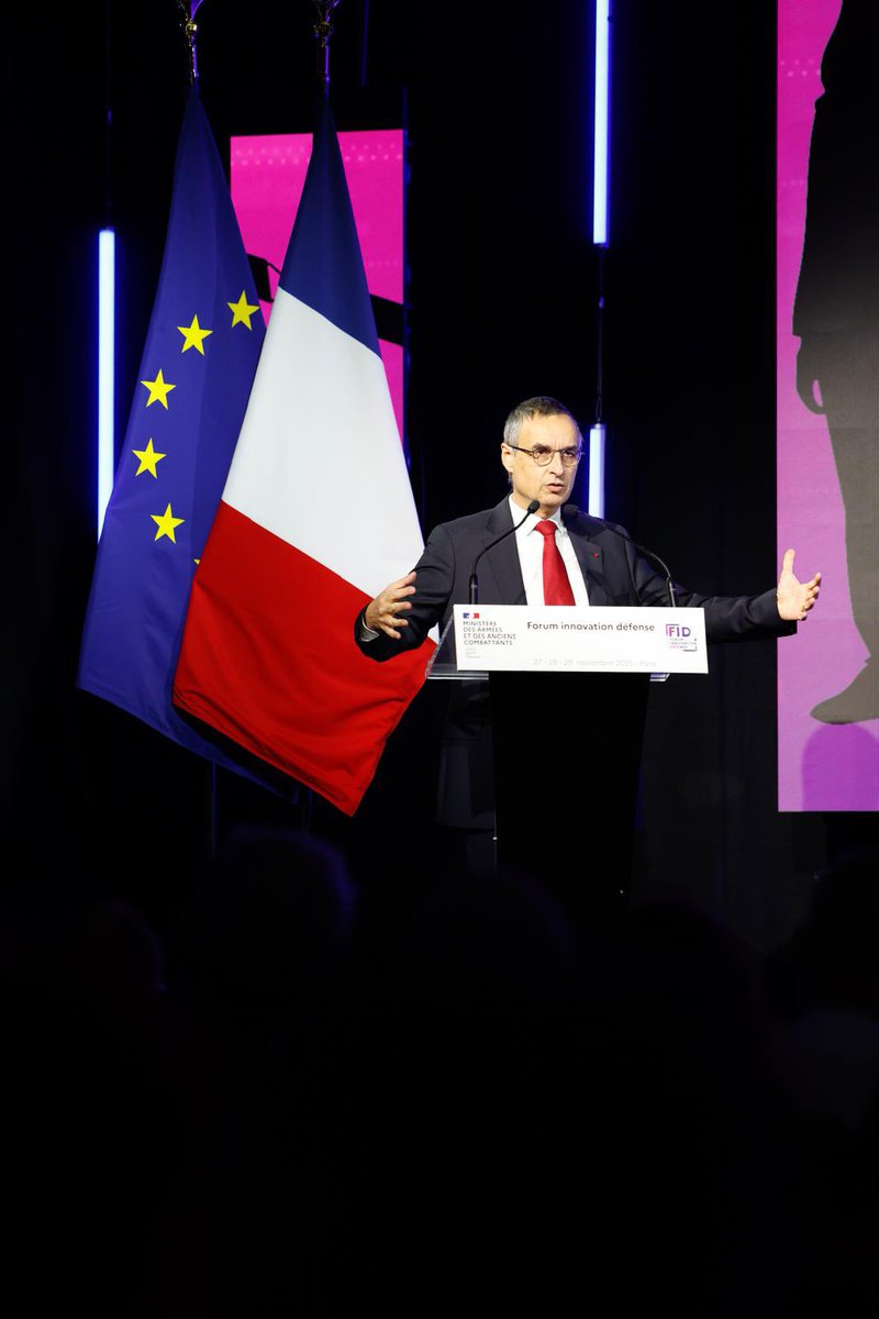 Agence_ID's tweet image. #FID25
🚀Cette première journée s’achève avec succès, marquée par une forte mobilisation de l’ensemble des acteurs de l’écosystème défense : institutions, industriels, start-ups, académiques et opérationnels.

Au fil des échanges, démonstrations et tables rondes, une dynamique…