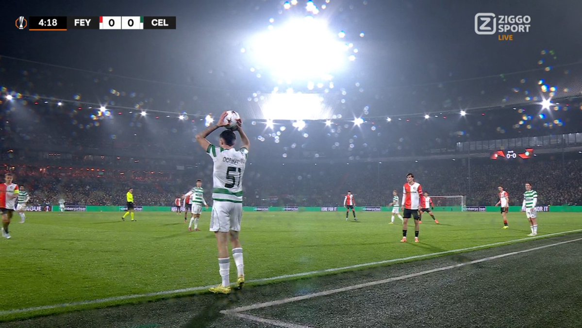 BoertjePummel's tweet image. #FEYCEL 
Mijn God, lijkt wel alsof daar een of ander buitenaards ruimteschip gaat landen