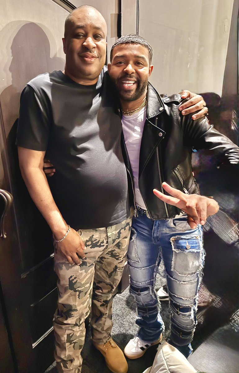Mike Evans(EM Music) tweet media