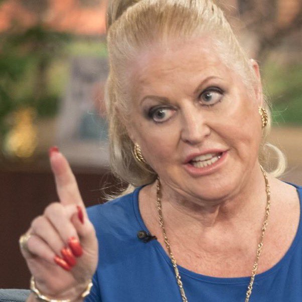 MeeCrowWahVay's tweet image. And we better be getting an arena tour with this