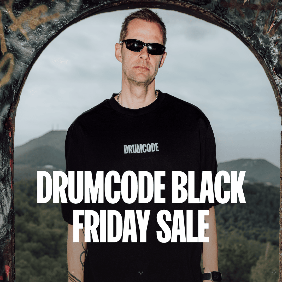 drumcoderecords's tweet image. BLACK FRIDAY SALE 🖤

Your moment to load up → Drumcode favourites at limited-time prices, with a free mystery gift in every bundle.

Starts midnight → grab the essentials before they’re gone.

Shop here → store.drumcode.se

#Drumcode4Life