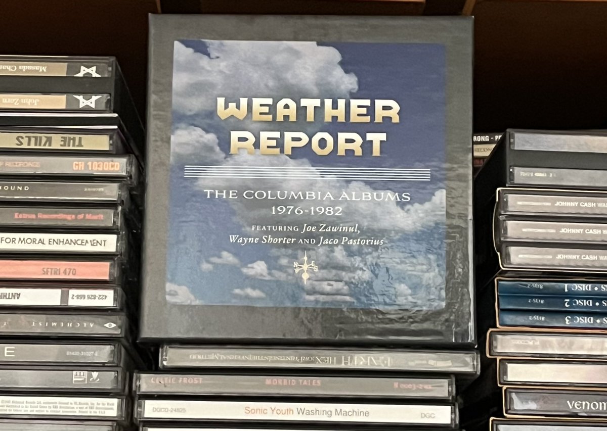 Smokedoper's tweet image. Sonando … #boxset #súbele #playitloud