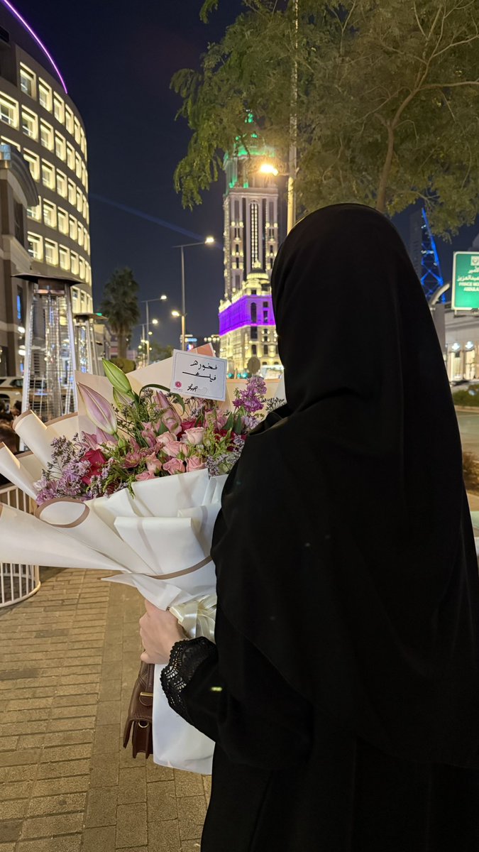 رغد الموينع tweet media