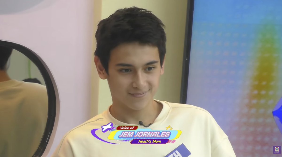 PBBabscbn's tweet image. Aww, Muymuy just got a cassette tape from her mom!
Never back down, never give up, Heath! 👌

#PBBCollab20Day1LiveShows