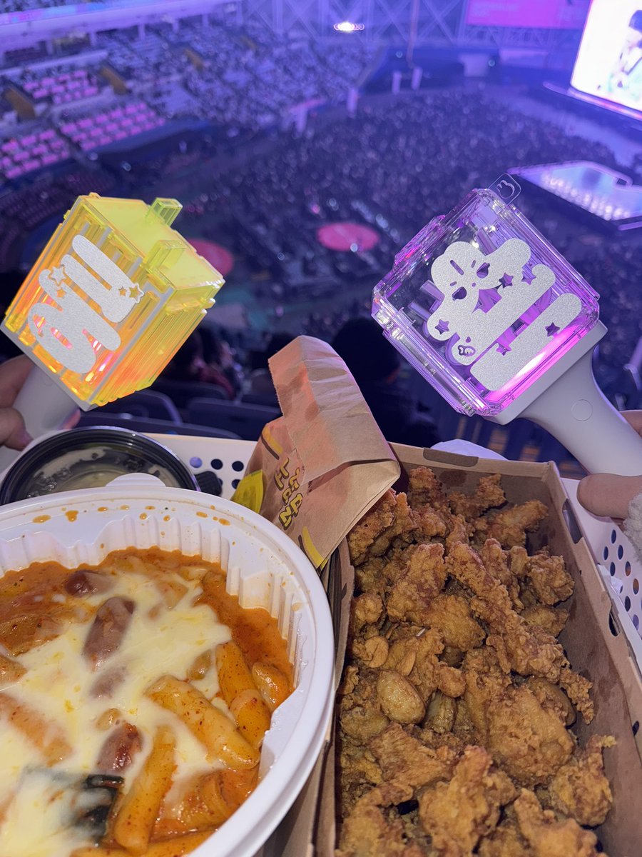 soooobin11's tweet image. 안녕하세요