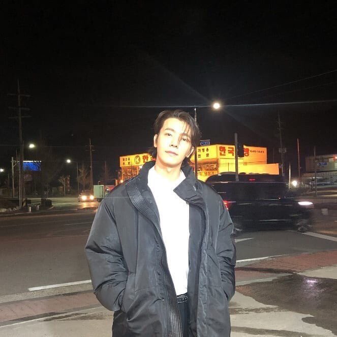 whitemoon404's tweet photo. 조폭공 https://t.co/wHPAGWVA60
