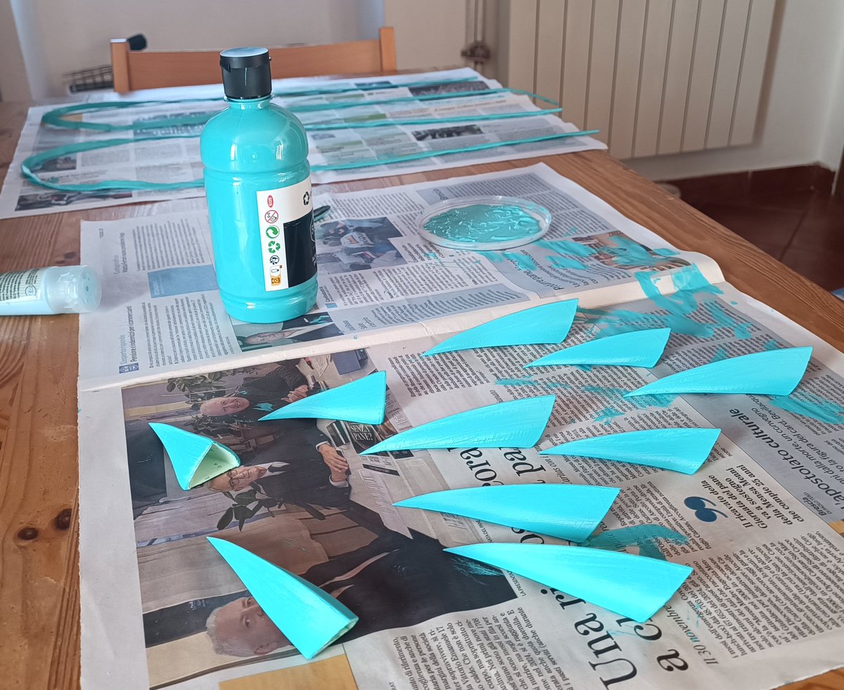 vvoxxdei's tweet image. i close my eyes and all i see is cyan paint