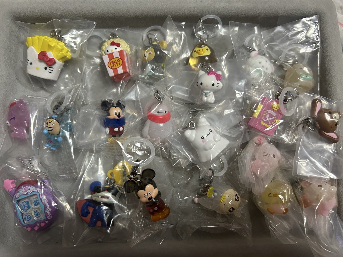 monmiirap's tweet image. 【交換】めじるしアクセサリー
メゾピアノ　ちいかわ　ドレミ　サンリオ　しずくちゃん　たまごっち　パワパフ　トムジェリ　ディズニー　バーバパパ　ノンタン　あわわちゃん　ヒスミニ　ミニモニ　パンダ

[譲]1、2枚目

[求]3枚目、未所持めじるしアクセサリー

郵送希望
お気軽にお声掛けください