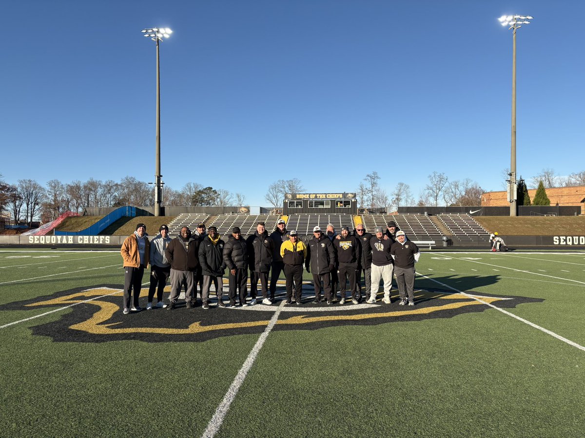 SequoyahChiefs's tweet image. Always great to practice on Turkey Day! Happy Thanksgiving! #BEST