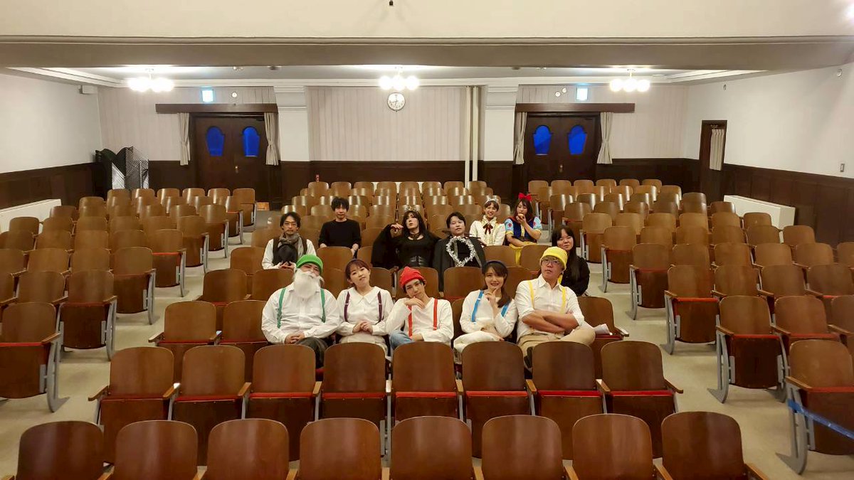 shibaigumitora's tweet image. 芝居組「虎」forCHILDREN　「白雪姫」無事に終幕いたしました！
50名のお客様&amp;amp;お子様にご来場頂きまして本当にありがとうございました！これからもこどもたちにお芝居の楽しさを伝えられるよう励んで参ります！ご来場、感謝いたします！
つぎはいよいよ20回公演🐯

#とらしら
#forCHILDREN
#芝居組虎