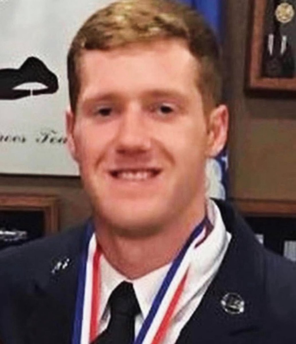 op_hawkeye's tweet photo. 11.27.2018 ~ Staff Sergeant Dylan Elchin πΊπΈ
#OpHawkeyeRemembers #DylanElchin #USAF #AFSOC #CombatController #CCT #26thSTS #BronzeStar #PurpleHeart #FirstThere #supportourSOFcommunity #Operation_Hawkeye
π https://t.co/x4CL0LCJb9
π https://t.co/xPg0i9YXw6
π https://t.co/LnUFgMQuHX
π https://t.co/AKabdgFoio
π° https://t.co/IjL4ySiook
π https://t.co/blANxLMGfZ
π° https://t.co/osLeLOYdYQ
π https://t.co/kGYIktXa3A