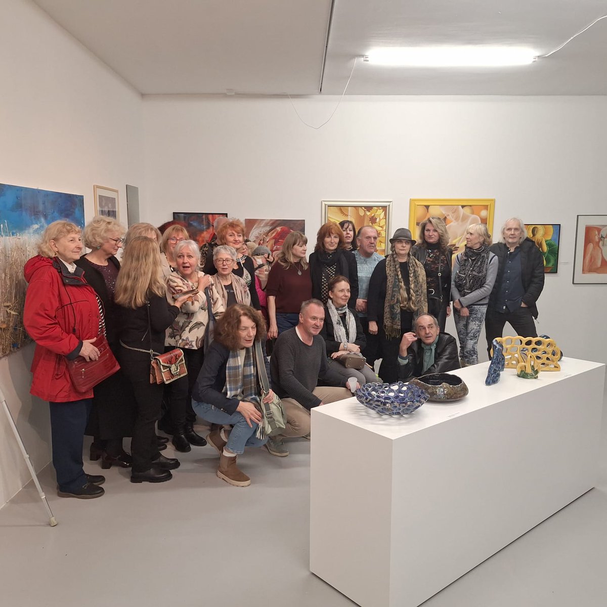 AlbetaV's tweet image. Vystavujeme v Bratislavě
Můj obraz
Na voňavé kávě s koněm