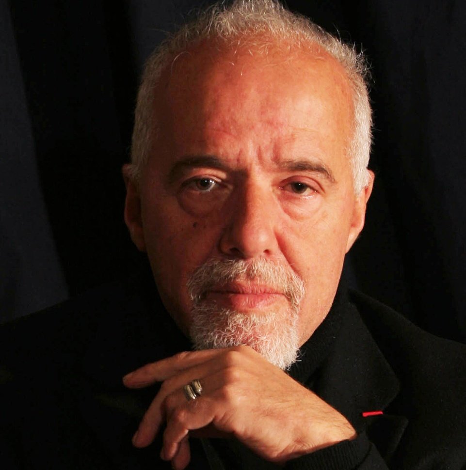 WorldWAdab's tweet image. الذين يكرهونك هم المُعجبون بِك سِرًا، الذين عجزوا عن أن يفهموا لماذا كثيرٌ من الناس يُحبّونك .&quot;

- باولو كويلو