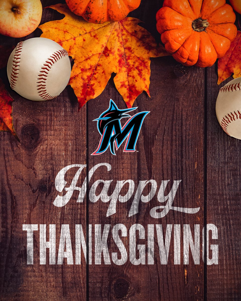 Happy Thanksgiving from your Fightin' Fish! Wishing you all a safe and happy holiday 🦃🤎