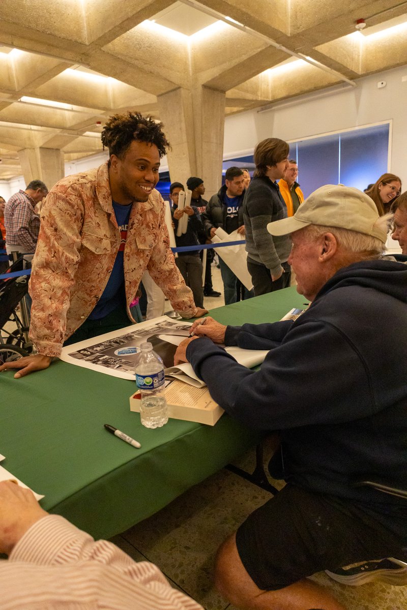 GatewayArchSTL's tweet image. This Thanksgiving, I&apos;m grateful for the people who built the me, literally. 🏗️

Thank you to the original builders who shaped this icon, particularly these 9 who came to the annual Meet the Builders event in October. The gratidute extends to the dedicated team who keeps me…