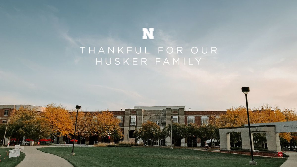 NebraskaAlumni's tweet image. Thankful for the moments that bring us together. 

Happy Thanksgiving from the Nebraska Alumni Association. 🍁