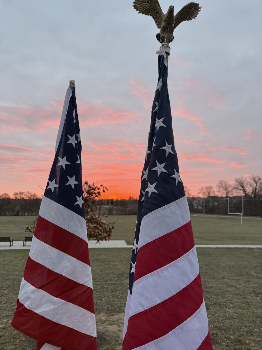 F3_Esco's tweet photo. What a morning @F3Omaha #TurkeyTrot with EA and Karen https://t.co/K6iuA3qQb0