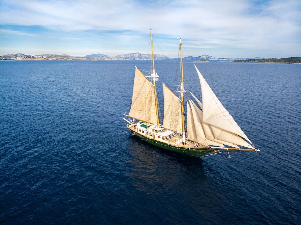 luxurylifestyle's tweet image. Superyacht ARKTOS to Be Offered at Auction by G3 Auctions luxurylifestyle.com/headlines/supe… #boat #catamaran #motorboat #yacht