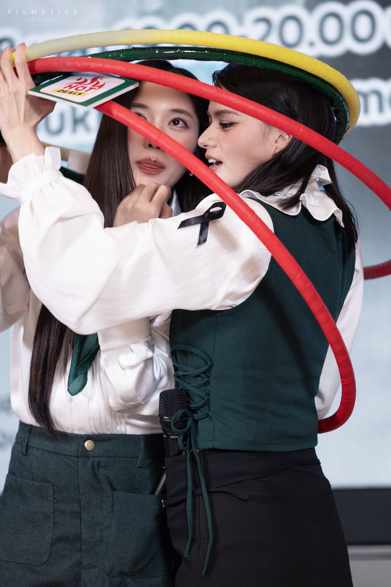 filmatice's tweet image. เกมนี้มันยังไง พี่ถ่ายมาทำอะไรเยอะแยะ