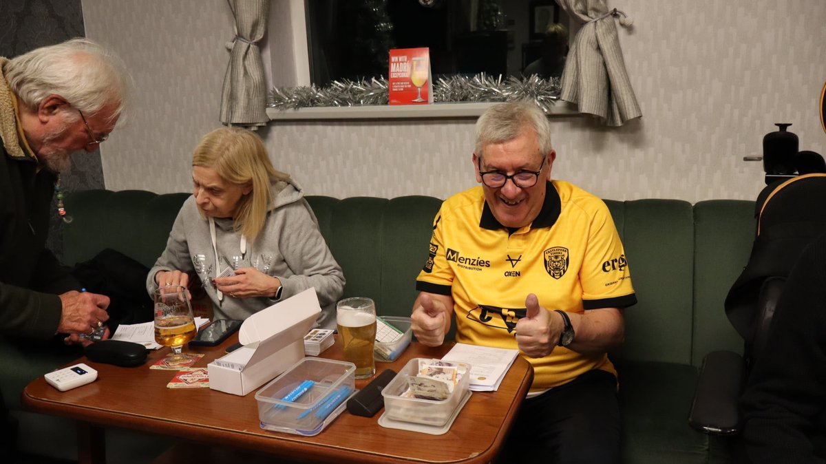 CTSC2's tweet image. CTSC Committee Members Christine Taylor (Treasurer) &amp;amp; @paulBW12 (secretary) busy taking 2026 Membership at George V on Tuesday 25th November 

Message if you want to know how to join CTSC for 2026. Membership is £10 for the year

#CTSC #COYF 🐯🏉💛🖤