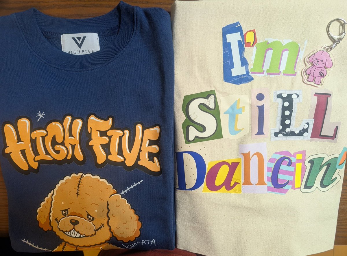 dpc08717236's tweet image. 遅くなっちゃったけど開封の儀🎁
くまたーーーっ！！！！🤎
#HIGHFIVE