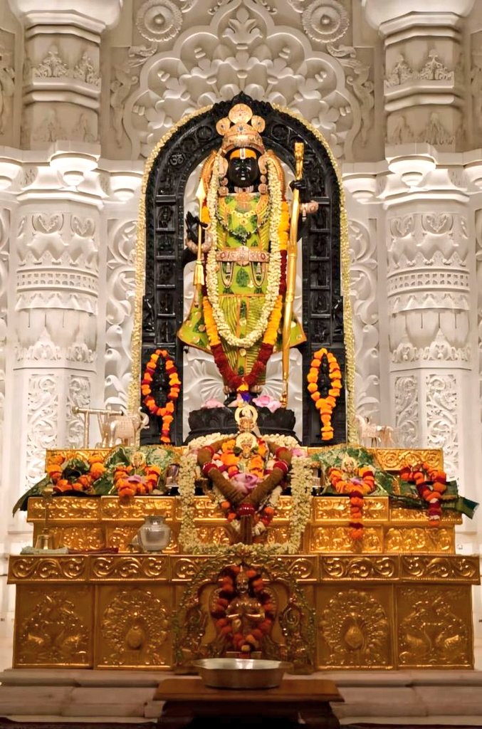 माथे की लकीर में बदनसीबी है तो दरबार में हाजिरी बिगड़ी बन जाएगी..
जय श्री राम 🔥