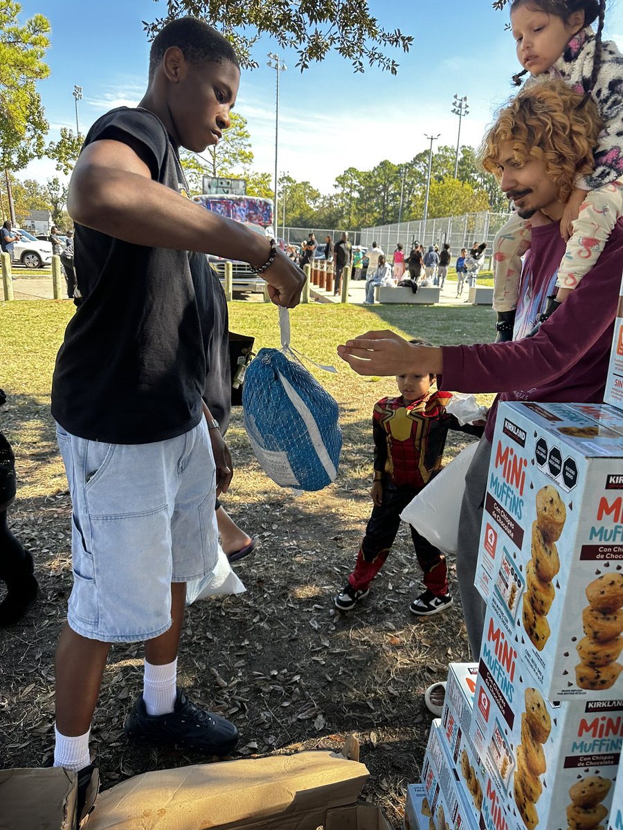 Adrian_M_Barriere tweet media