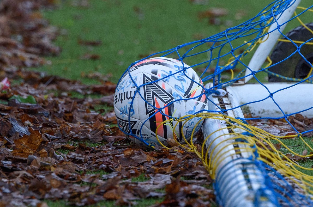 Photo's from an Over 75's International fixture between <a href="/England/">England</a> &amp; @wales at <a href="/NewmarketTownFC/">Newmarket Town F.C</a> 
flickr.com/photos/1898071…