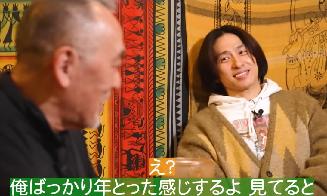 asanoametoMY's tweet image. オーナーの山之内さんとってもかっこいいです！しかし、そのお気持ちがよくわかります…🥹😂三宅健くんの周りだけ時空が特殊🦄🪽
当たり前に10代からずっとスターな三宅健くんですが…
普通の少年で男の子　

でもあるのかなって思うひとときを
感じさせてくれるYouTubeです。
#三宅健 #君真空間健