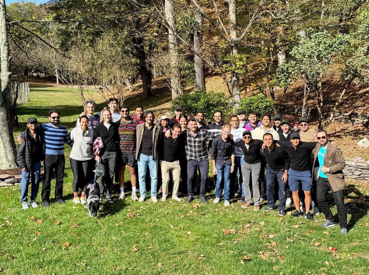 Grateful for this incredible team today and every day.
Happy Thanksgiving 🦃