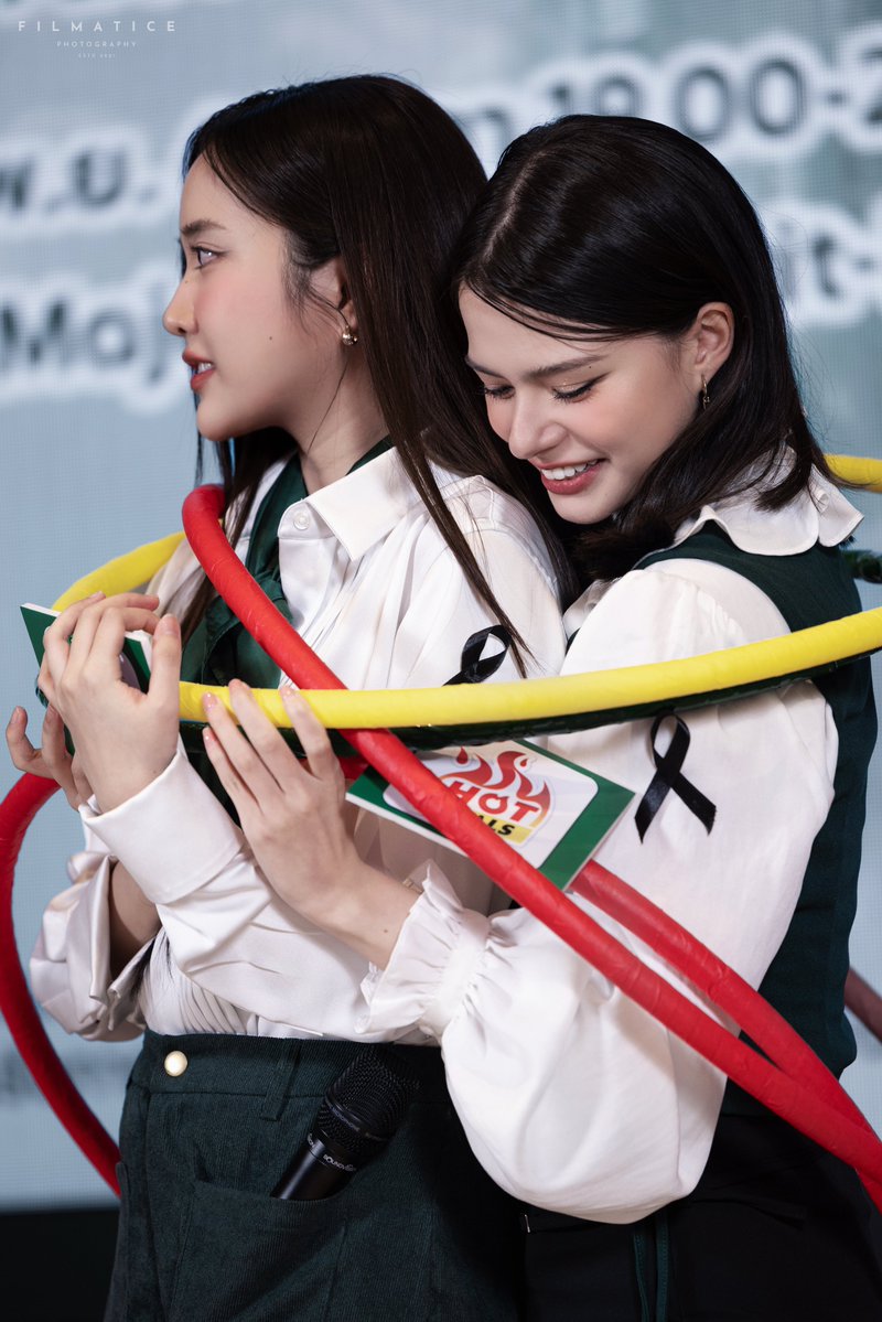 filmatice's tweet image. been thinking about how p’james said there were bigger ones available and somehow they still walked out with the baby-sized ones 😭