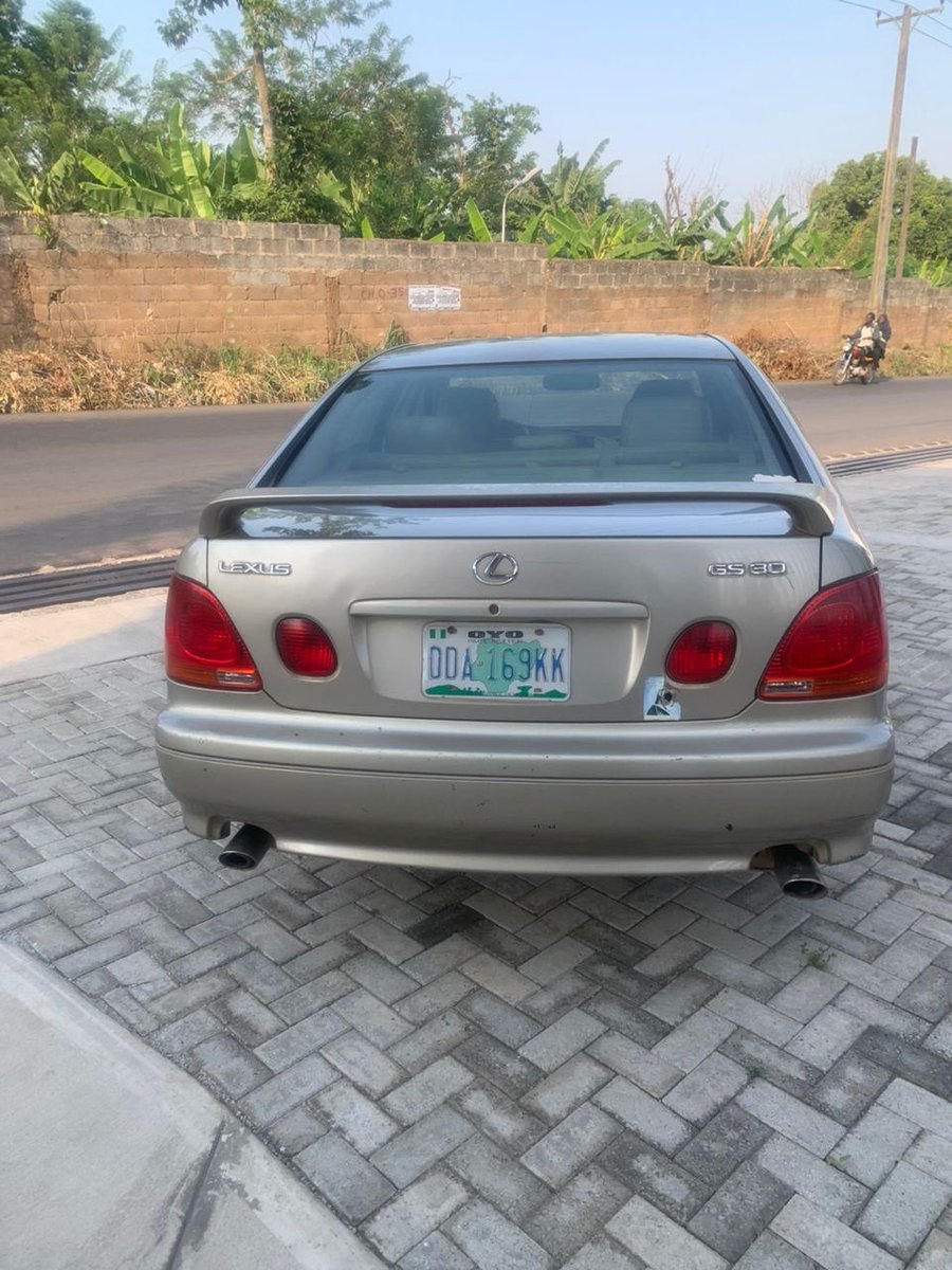 PELSAUTOS's tweet image. SHARP LEXUS GS300 WITH NO SINGLE FAULT 
ENGINE 💯 
GEAR 💯 
AC 💯
PURE FIRSTBODY PAN
3,000,000
IBADAN
07032328559