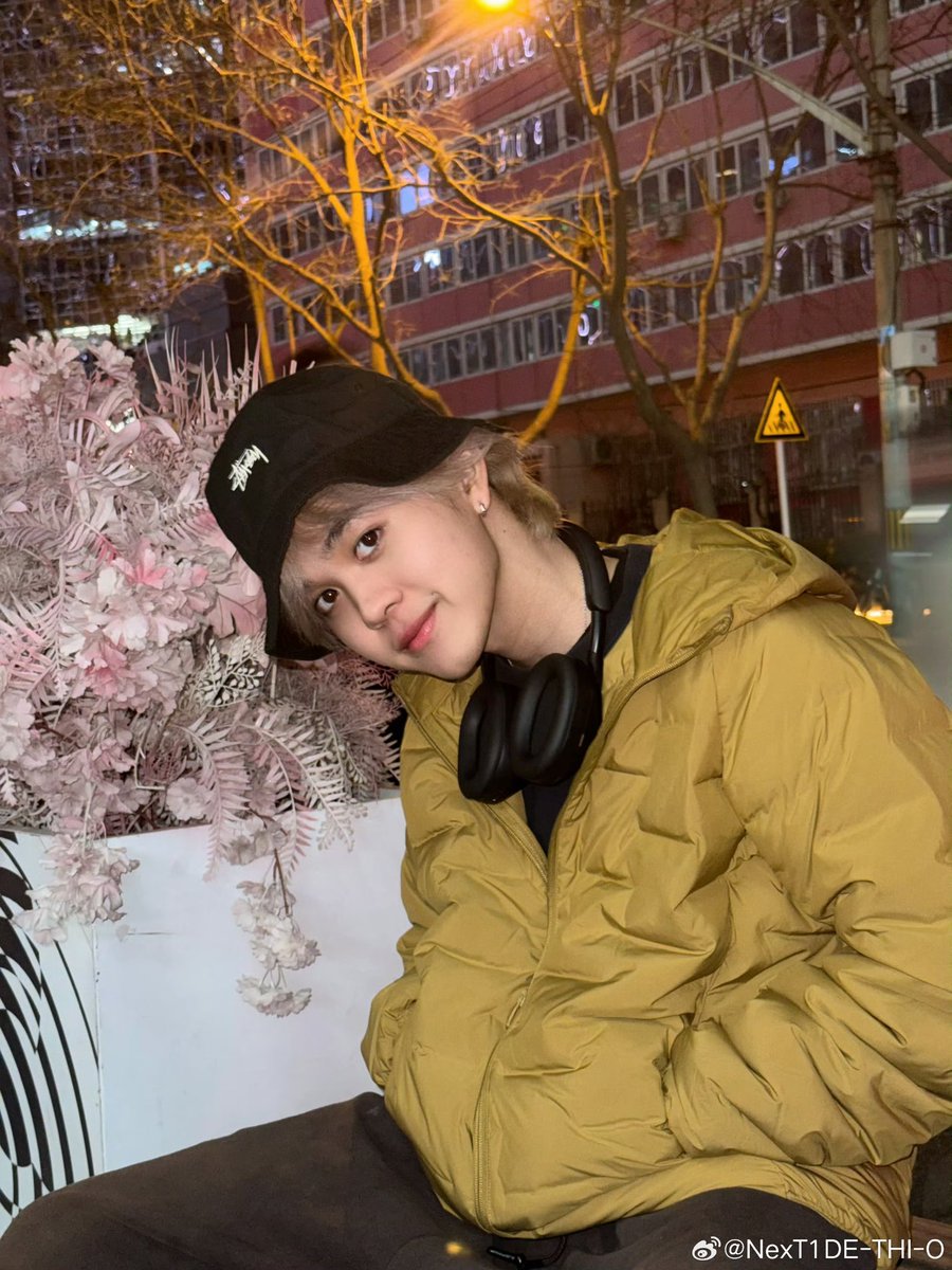thio_trending's tweet photo. [27.11.2025]  
NexT1DE-THI-O’s Weibo Update    

“ผมดำงอกขึ้นมาแล้ว คุณชอบสีอะไร?” 

🔗 https://t.co/jpgjSSxHOd

#msgfromTHIO #THIOTHAMM #THIO #ไทโอ #NexT1DE_THIO #NexT1DE https://t.co/nBLT9eMVDm