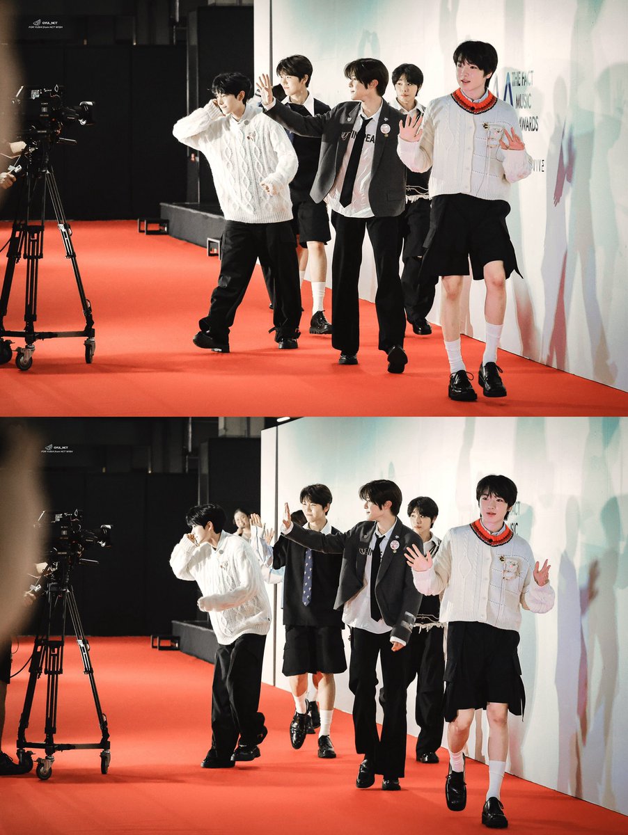 yu__0405___'s tweet image. 이거 진짜 우시 귀여운거 아는사람
레드카펫 지나가고 잇는데 
우시 혼자 카메라 앞에가서 애교부린거ㅜㅜ